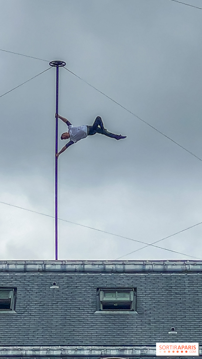 Horizon, le spectacle dans la cours du Palais Royal