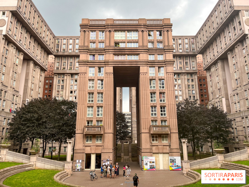 Découverte de l'architecture de Noisy-le-Grand, des Arènes de Picasso aux Espaces Abraxas