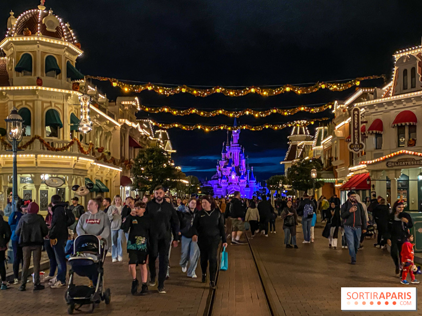 Halloween 2023 Disneyland Paris - Main Street nuit