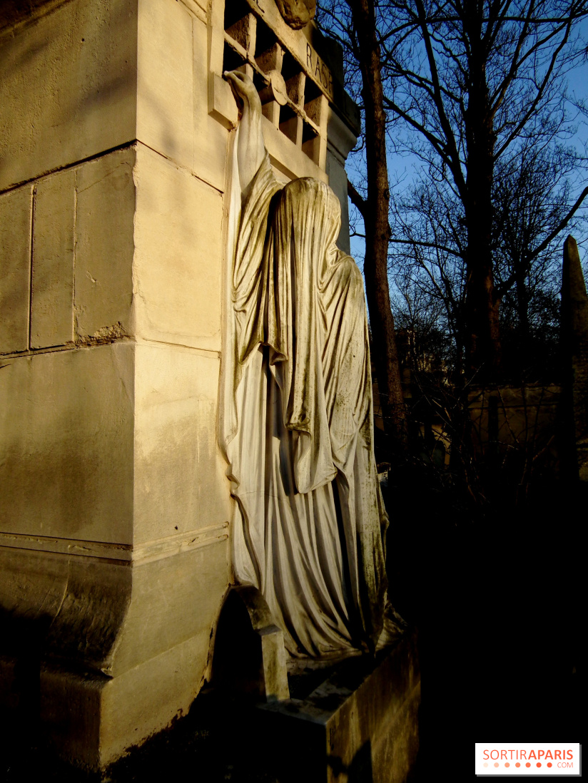 Le Père Lachaise, le cimetière le plus mythique de Paris et ses tombes de personnalités célèbres
