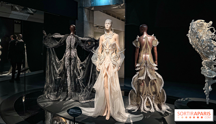 L’exposition retrospective de la créatrice de mode Iris Van Herpen au Musée des Arts Décoratifs