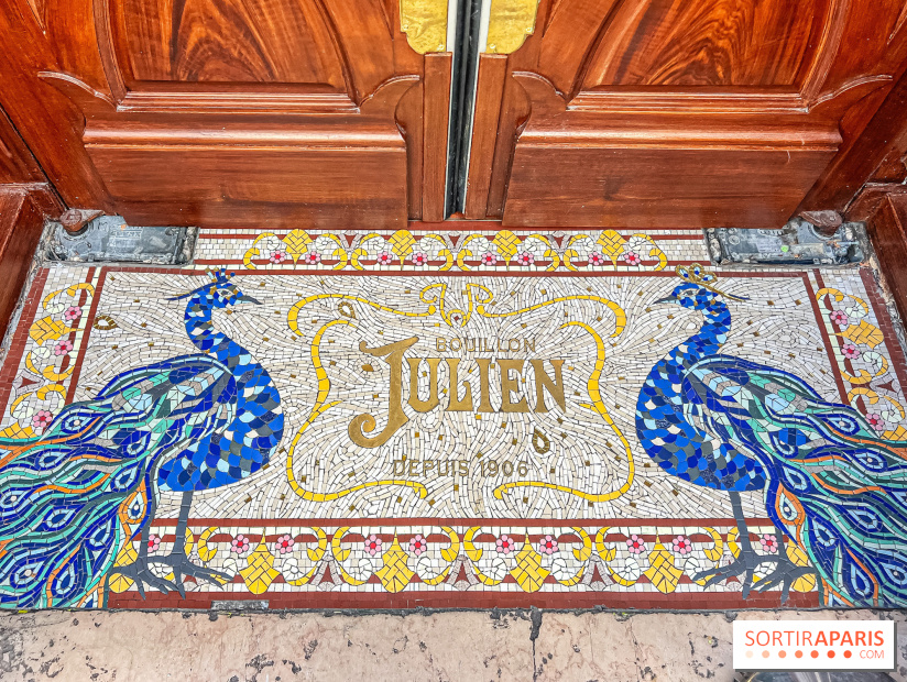 Le Bouillon Julien, la brasserie au sublime décor art nouveau, son menu et ses plats - faïenceries d'Hippolyte Boulenger