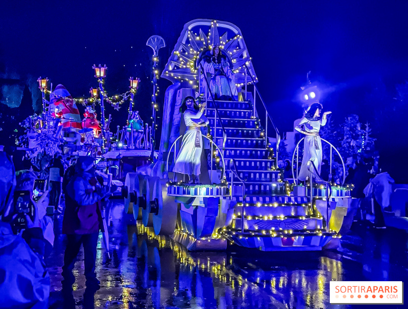 Noël au Parc Astérix 2023, sentier de lumières et patinoire - IMG 5098