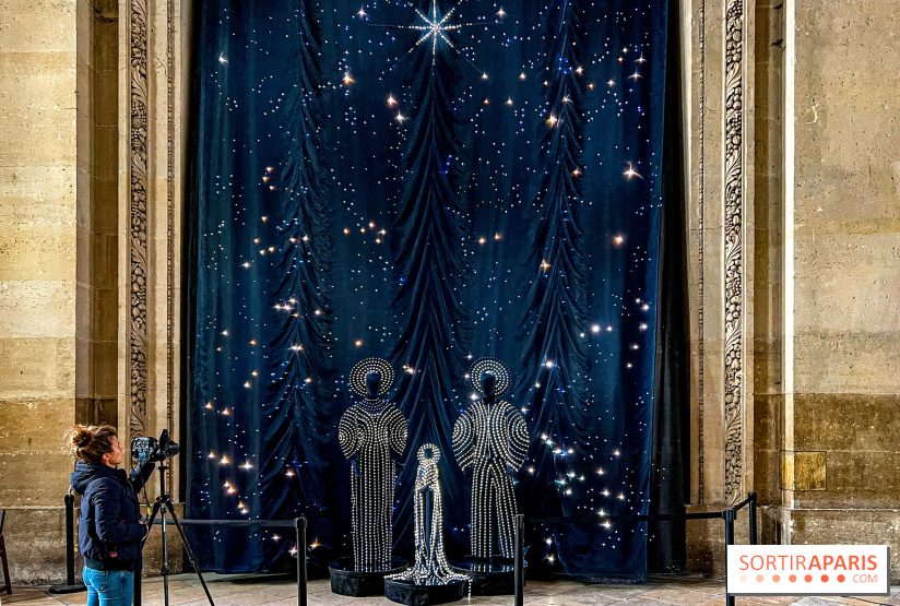 Astre, l'œuvre monumentale, mode, techno et lumineuse, à l'Eglise Saint Eustache pour les fêtes - image00009