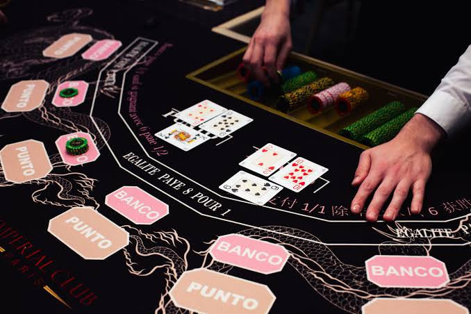 Jeux d’argent à Paris : comprendre la distinction entre clubs de jeux et casinos