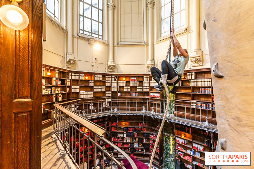 Climbing District Saint-Lazare, la salle d'escalade et espace coworking cachée dans une chapelle