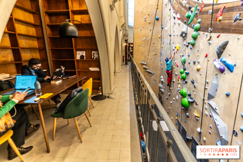 Climbing District Saint-Lazare, la salle d'escalade et espace coworking cachée dans une chapelle
