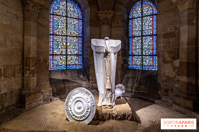 La Trêve la Basilique Saint-Denis, l'exposition costumes et photos de Sophie Comtet Kouyaté en mode jeux Olympique en Grèce Antique - A7C0609 HDR