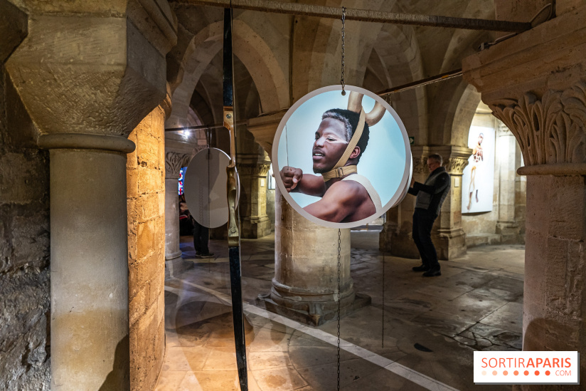 La Trêve la Basilique Saint-Denis, l'exposition costumes et photos de Sophie Comtet Kouyaté en mode jeux Olympique en Grèce Antique - A7C0605