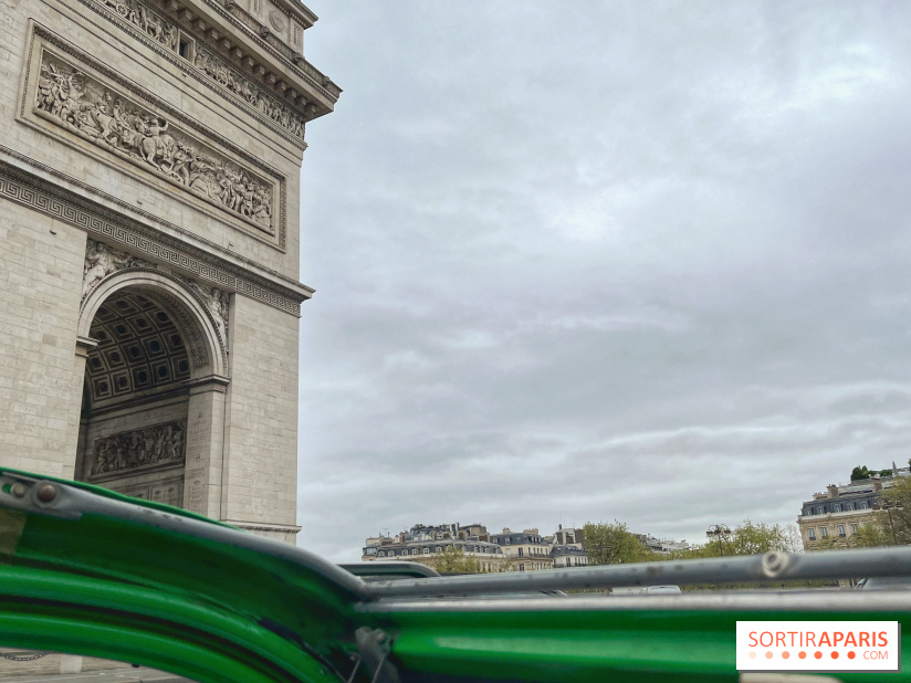 Balade insolite en 2 CV