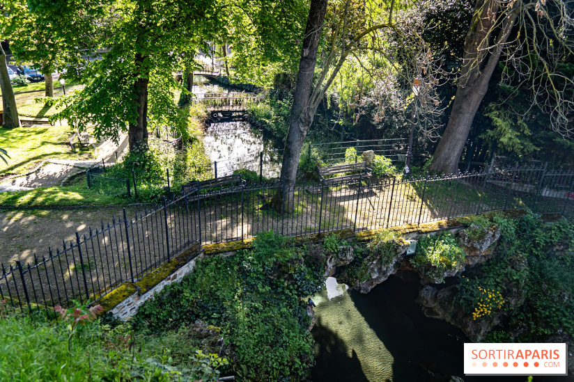 Parc du Dr Fauvel à Villennes sur Seine, grotte et cascades