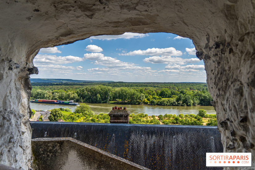 Le Château de la Roche Guyon, le château troglodyte dans le Val-d'Oise - 95