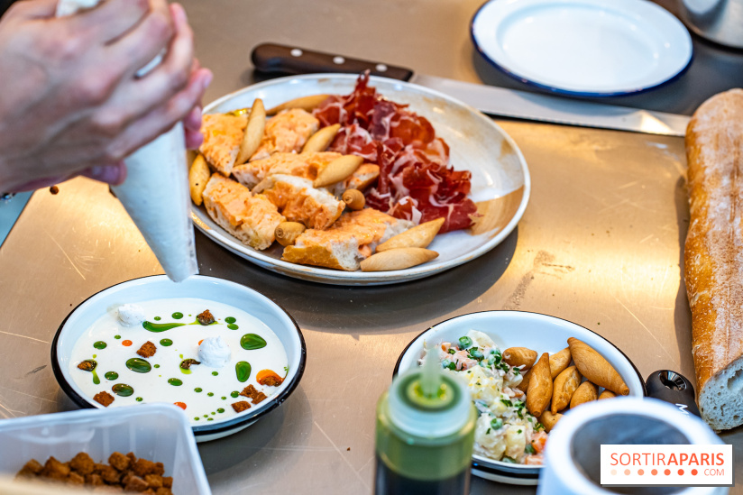 Tina restaurant - bar à Tapas Paris 6  -  Ajo blanco / fromage frais / noisettes