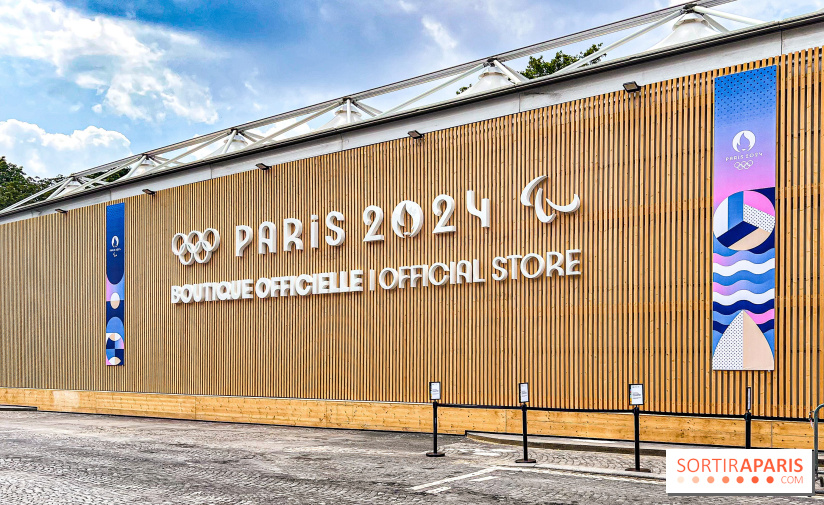 Megastore Paris 2024 Champs-Élysées