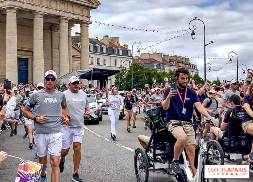 JO Paris 2024 : Les porteurs et relais de la flamme à Versailles