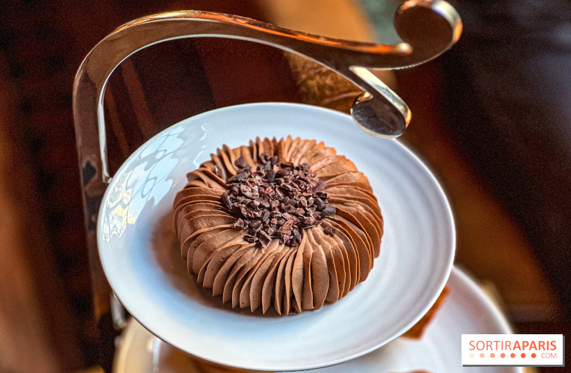 L'élégant Tea Time du Saint James Paris, à savourer dans l'écrin feutré de sa bibliothèque - image00025