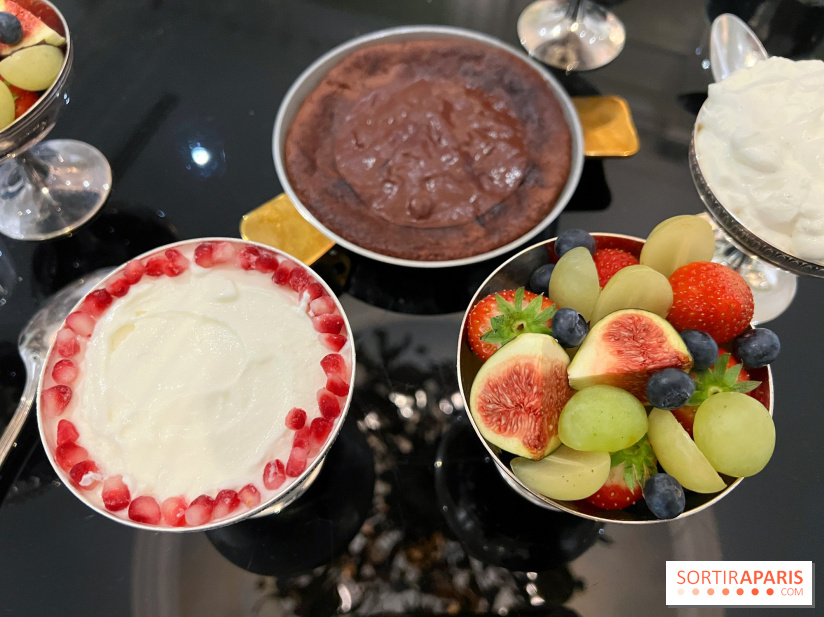 Le Grand Diner, Hôtel San Régis - Gâteau au chocolat, chantilly, glaces