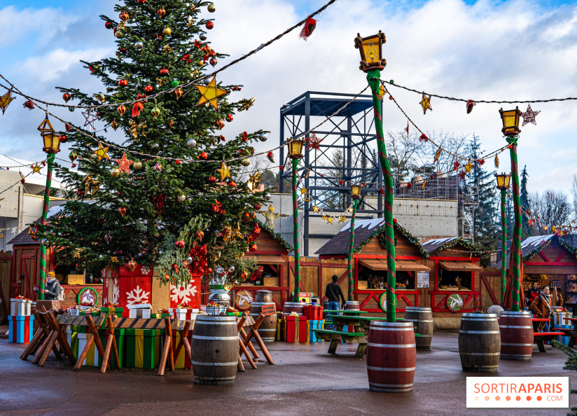 Noël au Parc Astérix 2024 - nos photos -  marché gourmand de Noël