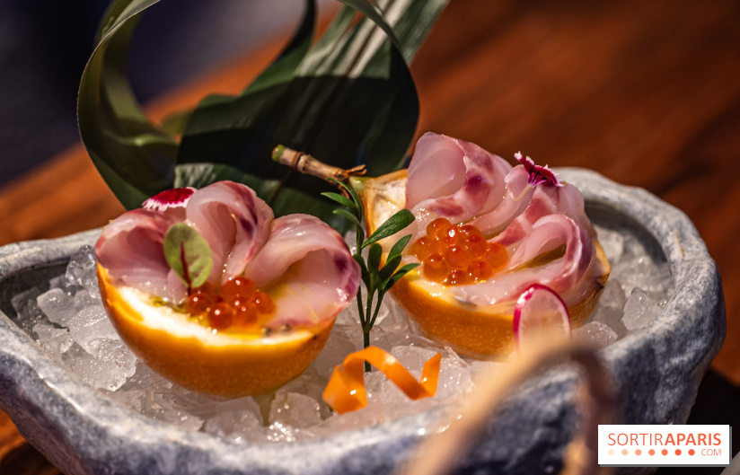 Pink Koï Paris - restaurant japonais -  Suzuki Passhonfurutsu, bar cru mariné dans un fruit de la passion