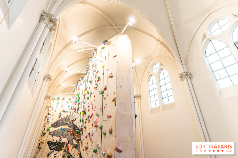 Climbing District Sèvres-Lecourbe, la salle d'escalade dans l'ancienne église Sainte-Rita dans le 15e
