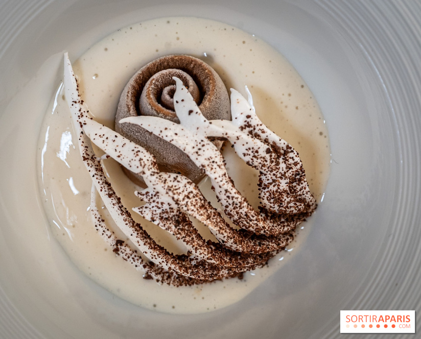 Tea time de Pâques du Peninsula Paris 2025 - A7C03043