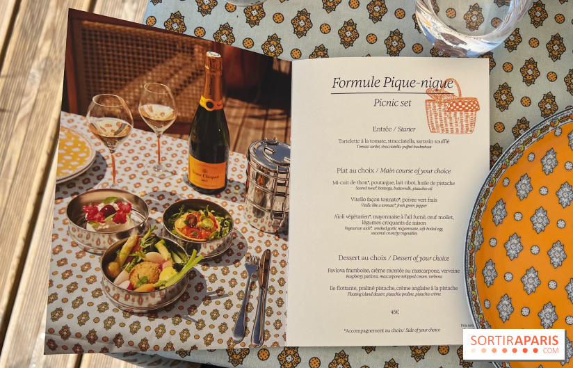 La terrasse estivale du Printemps Haussmann 2025 avec vue sur Paris et la Tour Eiffel - image00053