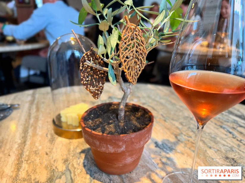 Restaurant Alan Geaam - Feuille de Man'ouché au zaatar