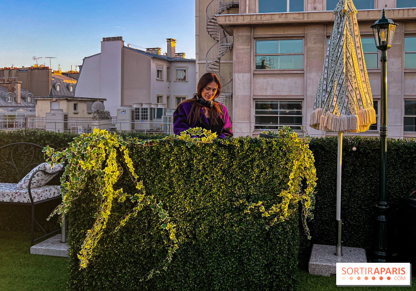 Le Marta, le bar à cocktails perché sur le rooftop de l'Hôtel Barrière Fouquet's Paris tout l'été 2025 - image00022