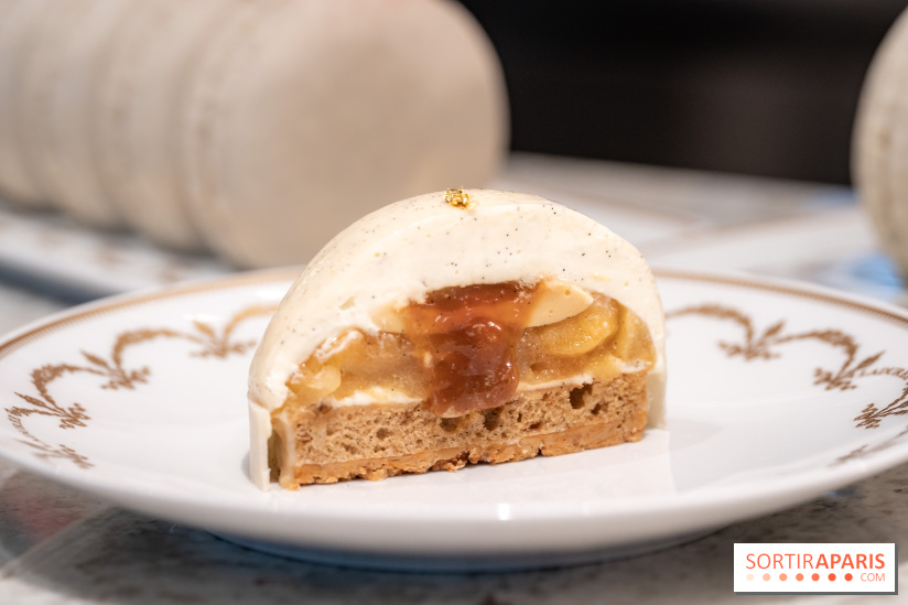 Les bûches et créations de Noël et fêtes de Ladurée 2025 - A7C08246