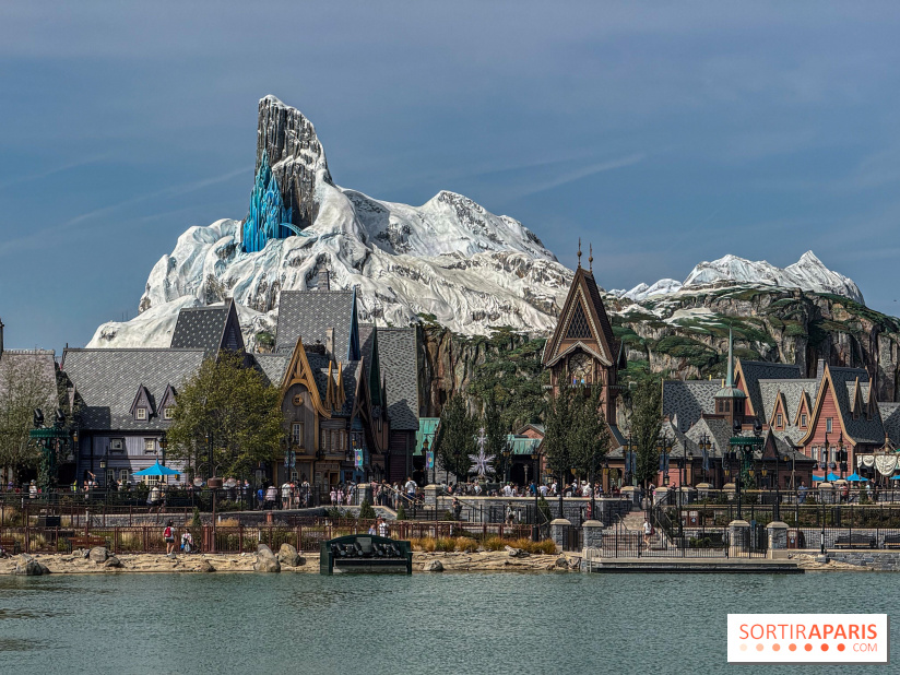 Disney Adventure World - World of Frozen
