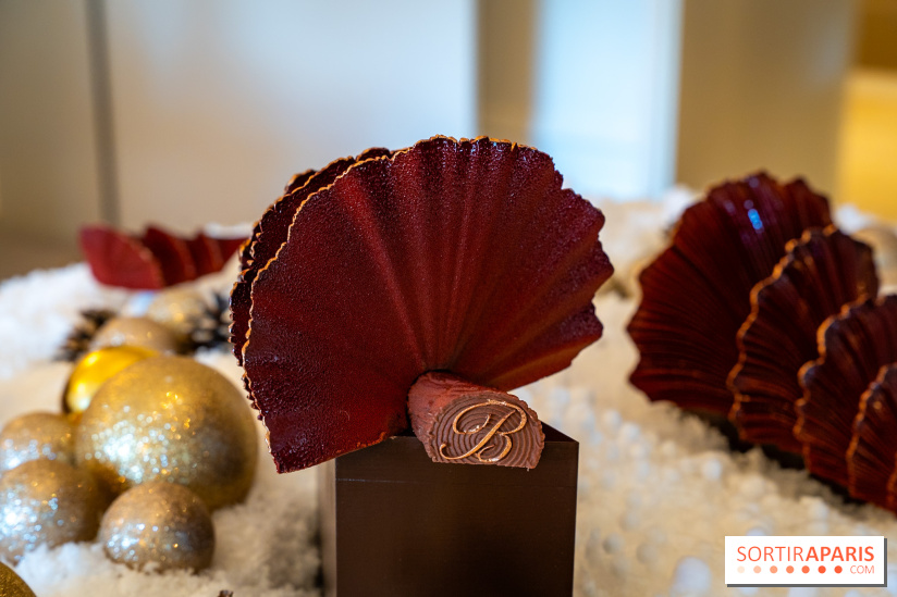 Bûche de Noël du Bristol 2025 signée Maxence Barbot : l'Art du Sommet - photos - A7C08920