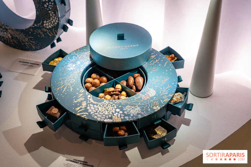 Bûches de Noël et créations de fête 2025 de Pierre Hermé : les Abysses - A7C07841