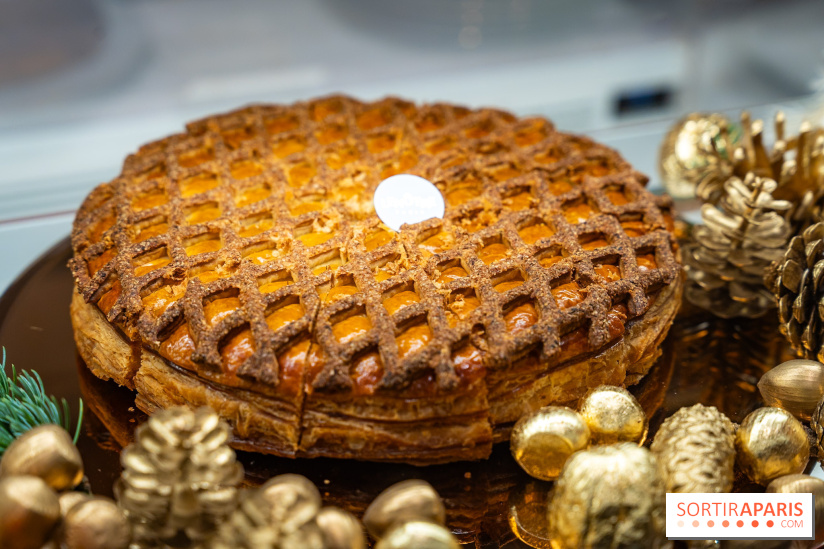 Bûche de Noël Lenôtre 2025 : Le train des Merveilles et les créations de fête - photos - A7C07647