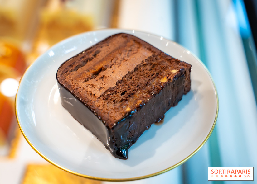 Bûche de Noël Lenôtre 2025 : Le train des Merveilles et les créations de fête - photos - A7C07649