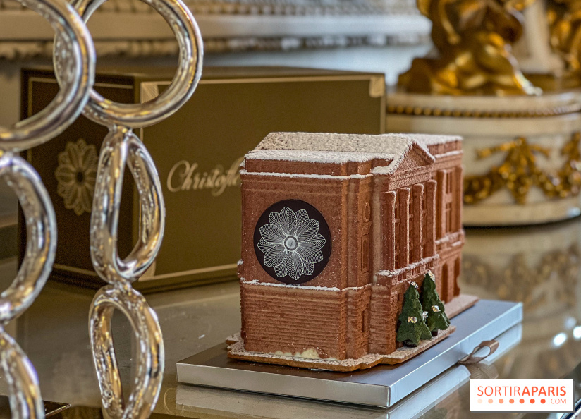 La Bûche de Noël 2025 de l'Hôtel de Crillon par Matthieu Carlin : le palace ... à croquer !