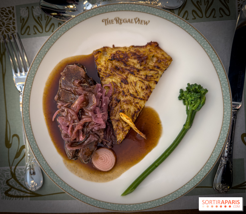 The Regal View - plat