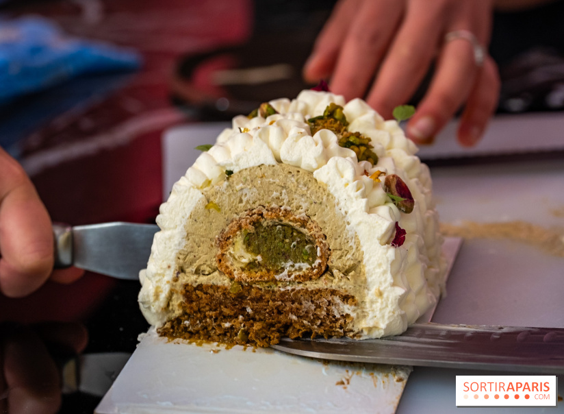 Bûche de Noël Paris-Brest pistache et tropicale de Nour Kandler - Lalla Coffee - A7C02409