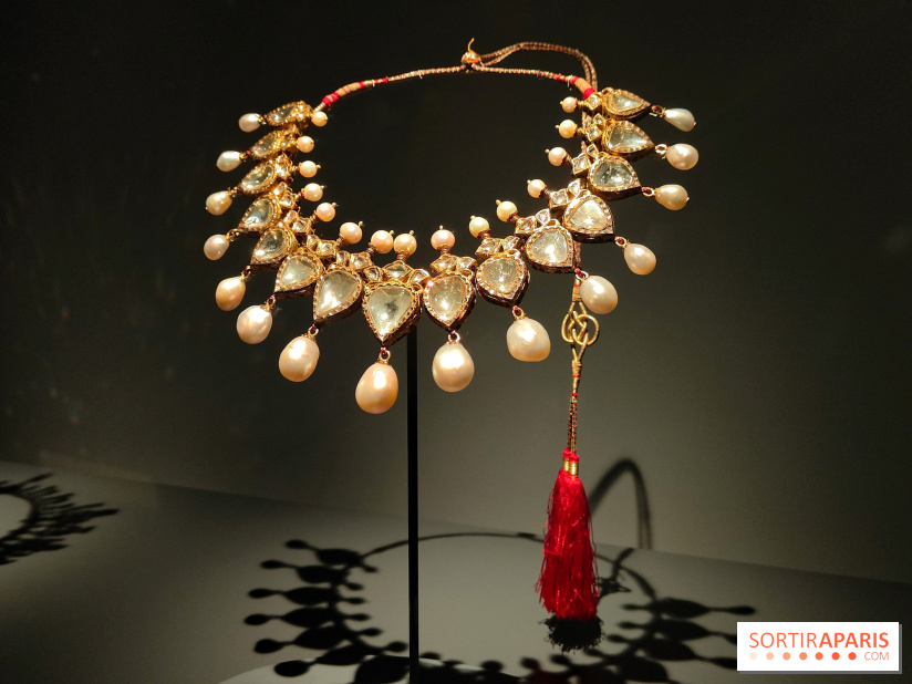 Joyaux dynastiques : une exposition qui brille de mille feux à l'Hôtel de la Marine à Paris - fotor 1765279188659