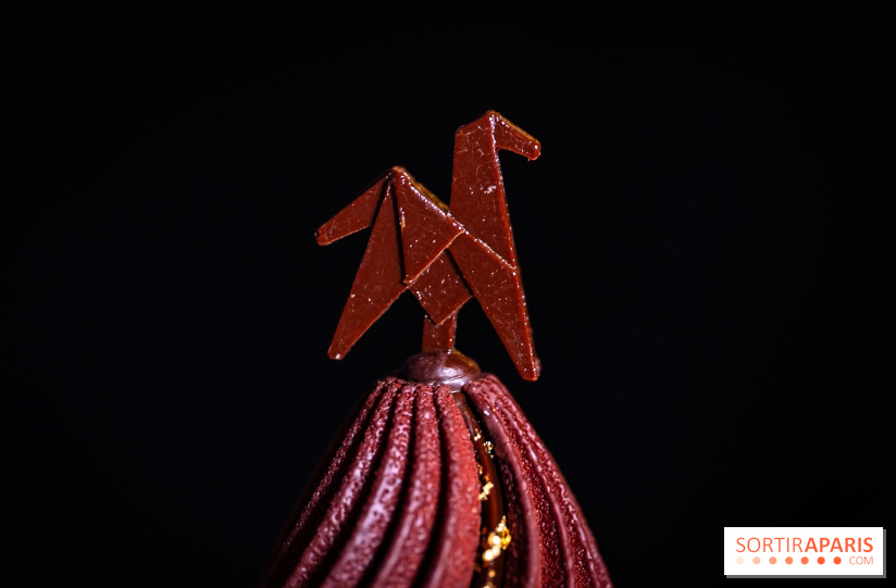 Bûche de Noël Cheval Blanc 2025 : Maxime Frédéric dévoile un sapin exceptionnel - photos