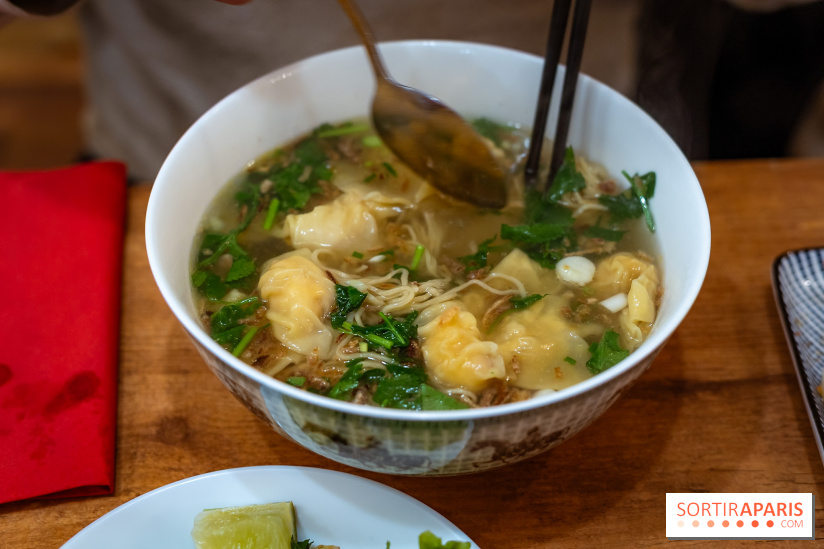 Cơm Niêu Quán, le nouveau restaurant vietnamien Paris 13e - soupe de raviolis de crevettes et nouilles