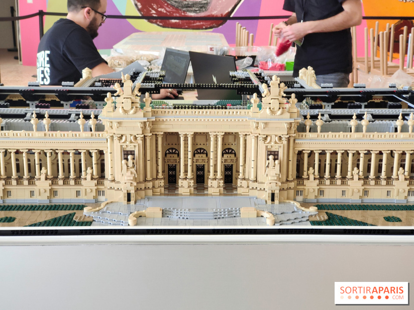 Insolite : assistez au montage en live d'une maquette LEGO du Grand Palais - fotor 1772017327222