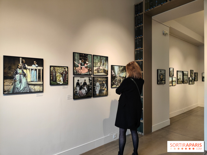 Le monde colorié à la main, l'exposition de photos anciennes à la galerie Roger-Viollet