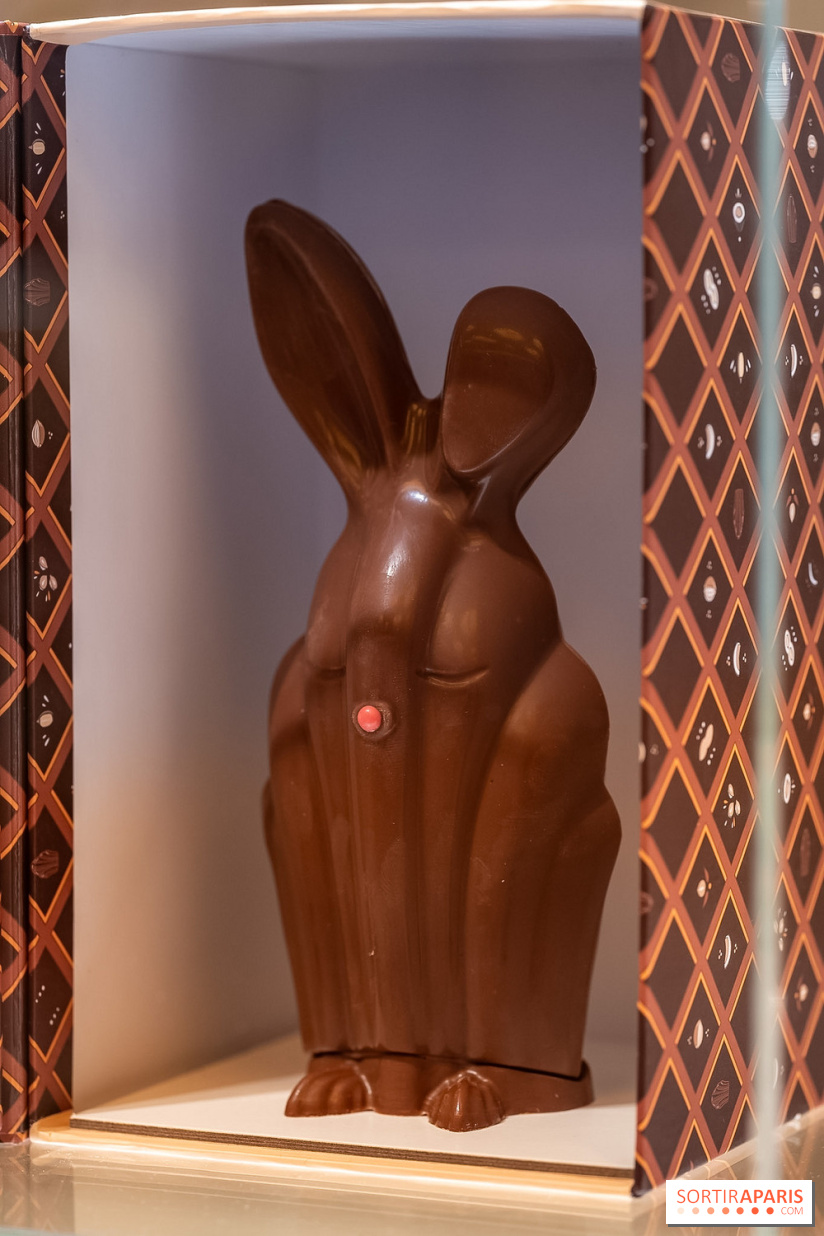 L'oeuf de Pâques gaufrette et chocolats du Ritz Paris le Comptoir