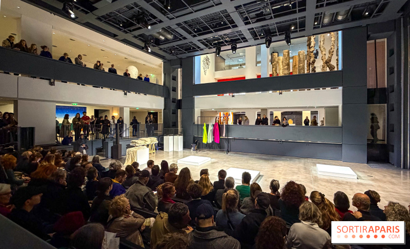 Le Musée Vivant de la Mode d'Olivier Saillard : exposition-performance à la Fondation Cartier