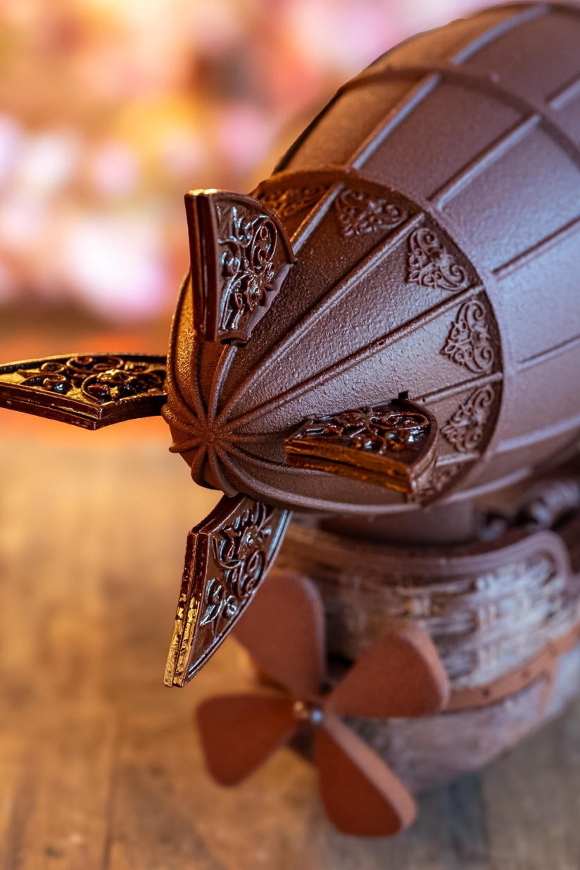 La Belle Envolée du Cheval Blanc Paris, l'Oeuf de Pâques dirigeable 2026 - A7C08077