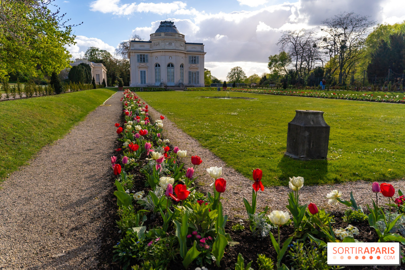Le Parc de Bagatelle au printemps, cerisier, tulipes et jonquilles - photos