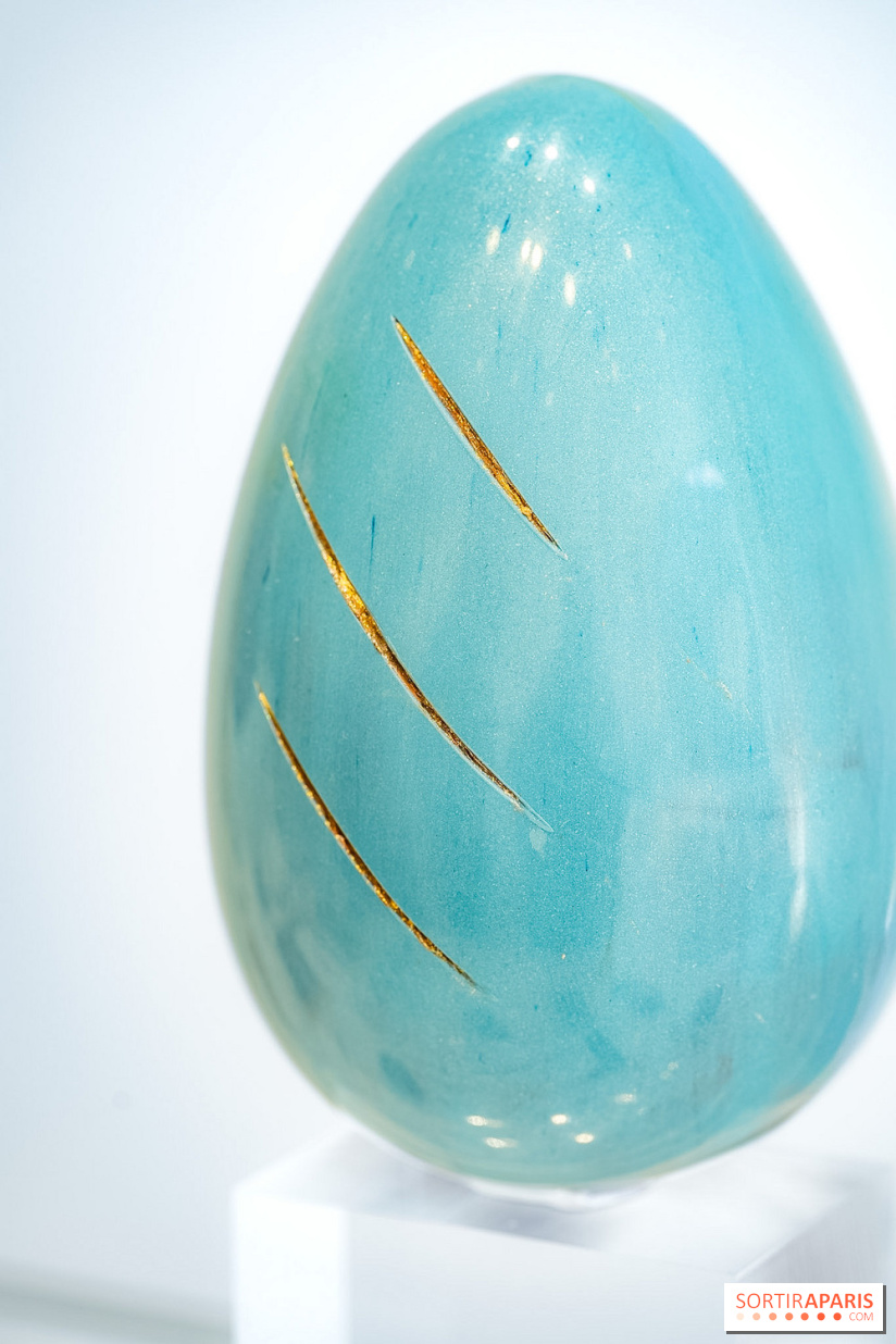 Oeufs et chocolats de Pâques de Jade Génin 2026 spécial renaissance des femmes - photos - bleu