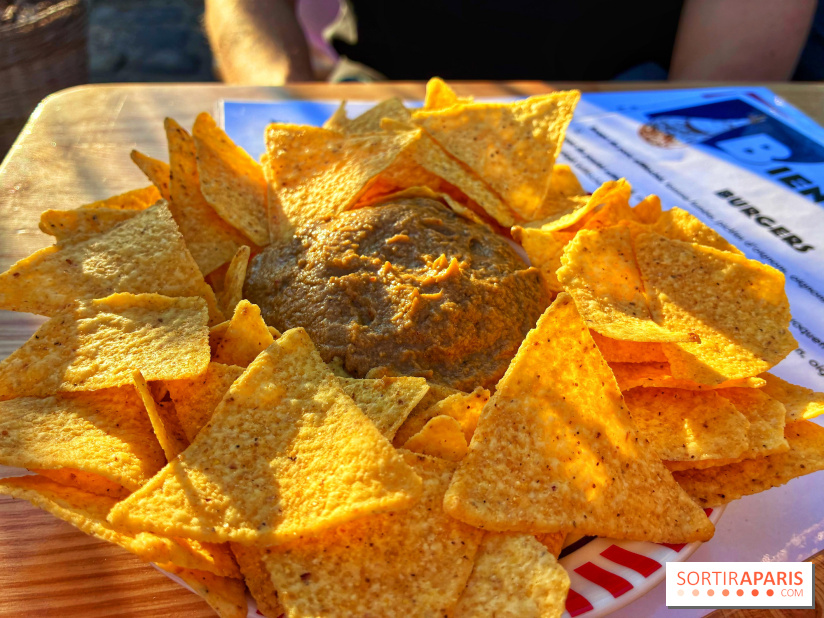 Une péniche-guinguette dédiée à l'apéro sur les quais de Seine  - IMG 4884