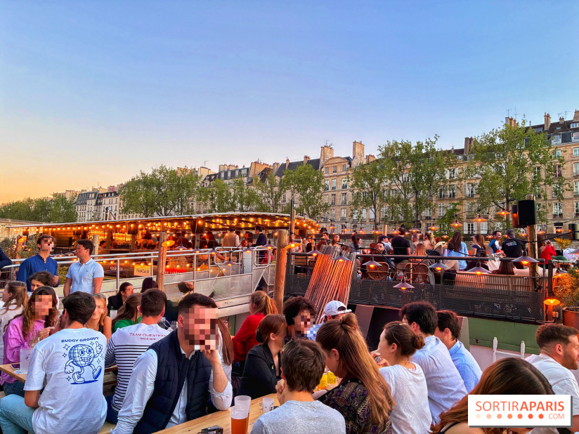 Une péniche-guinguette dédiée à l'apéro sur les quais de Seine