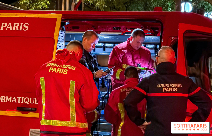 Simulation géante des pompiers de Paris sur les quais parisiens